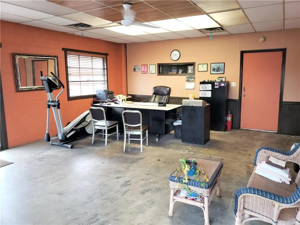Photo 3 — 8004 NE 23 Street, Oklahoma City, OK 73141