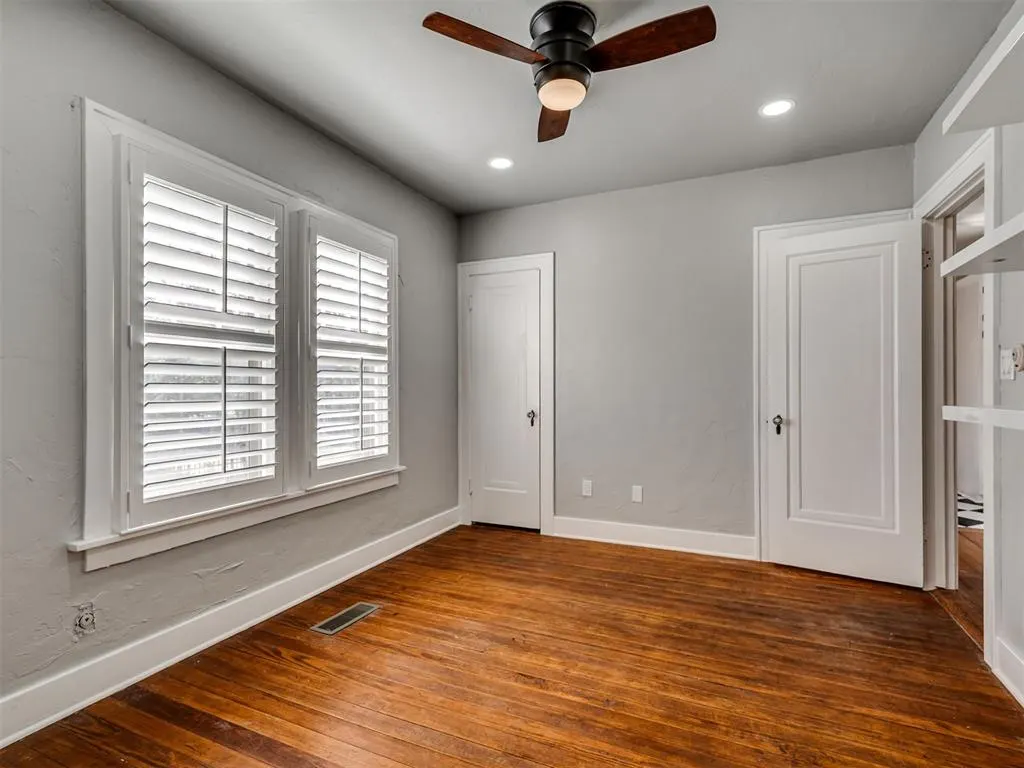 Photo 6 — 624 S Flood Avenue, Norman, OK 73069