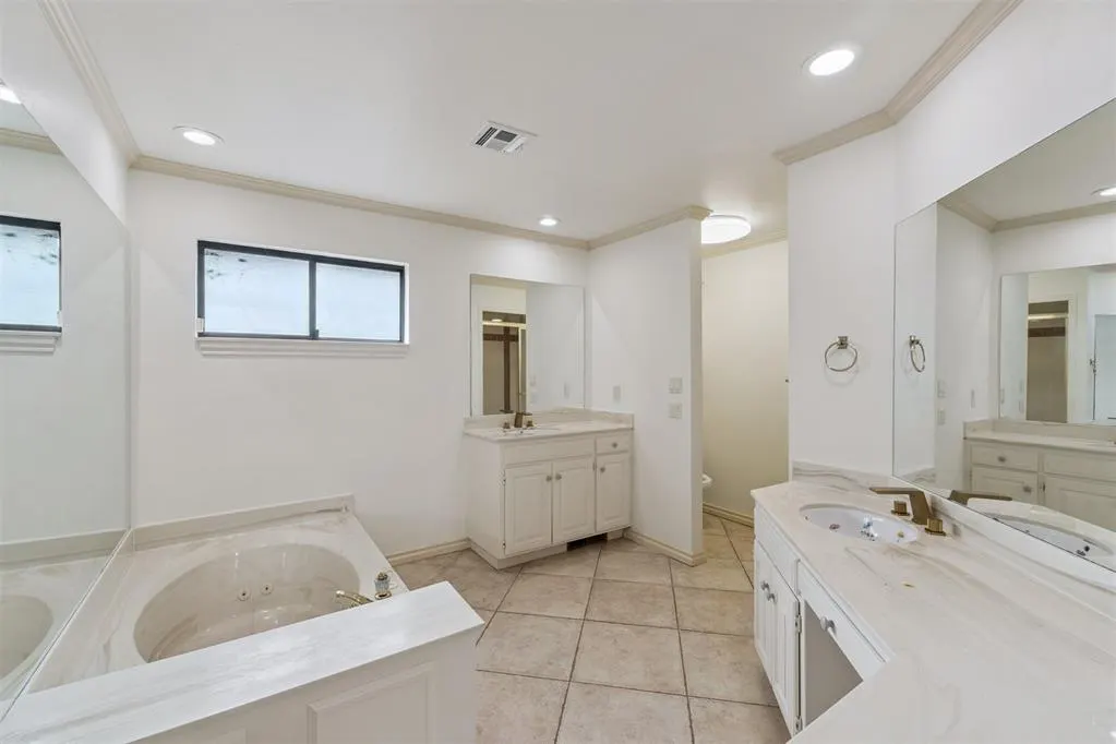 Photo 8 — Address unavailable, Oklahoma City, OK 73170