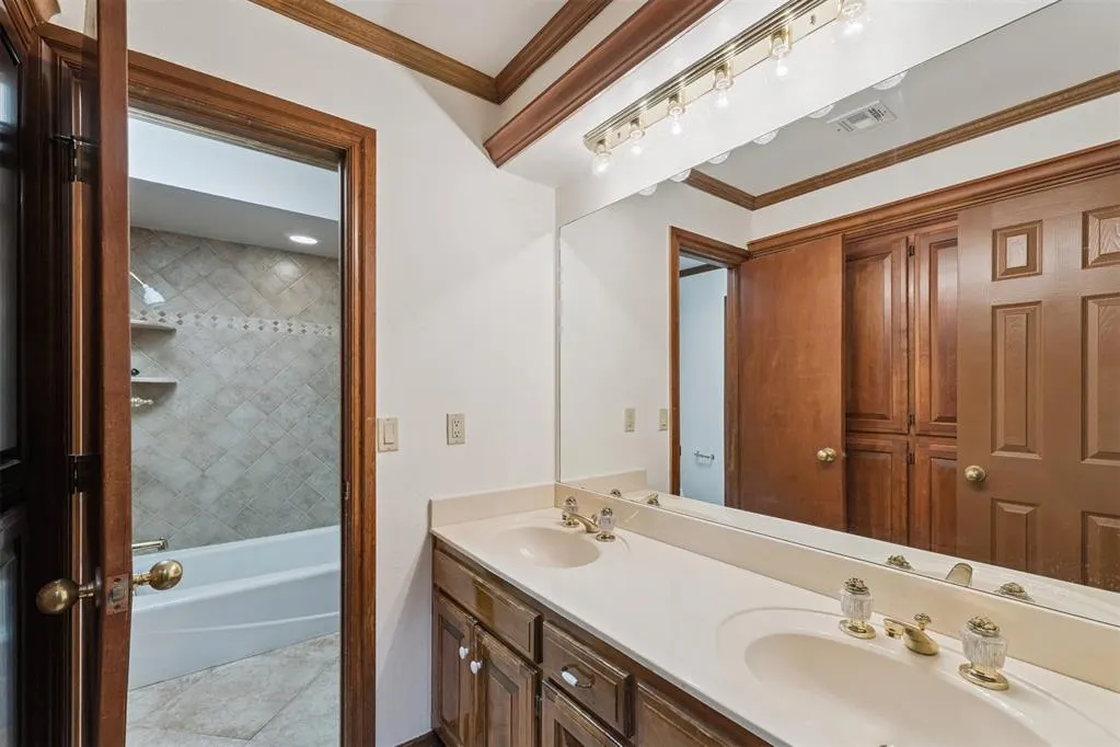 Photo 10 — Address unavailable, Oklahoma City, OK 73170