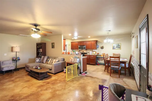 Photo 5 — Address unavailable, Cushing, OK 74023