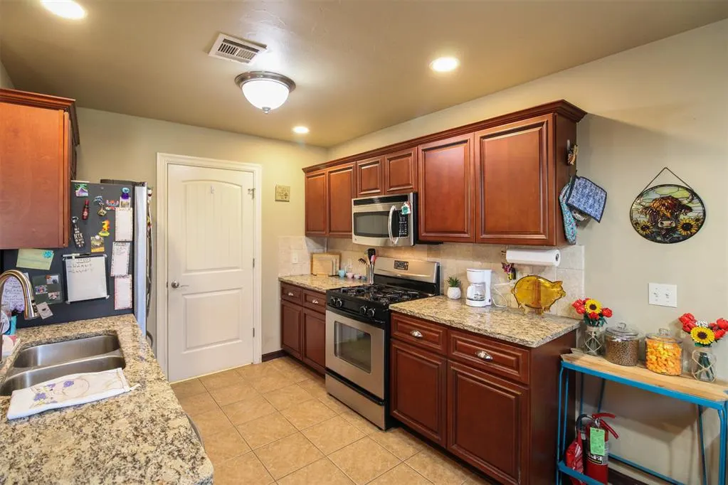 Photo 10 — Address unavailable, Cushing, OK 74023