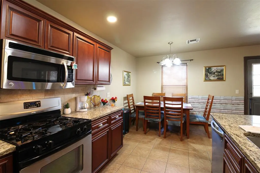 Photo 11 — Address unavailable, Cushing, OK 74023