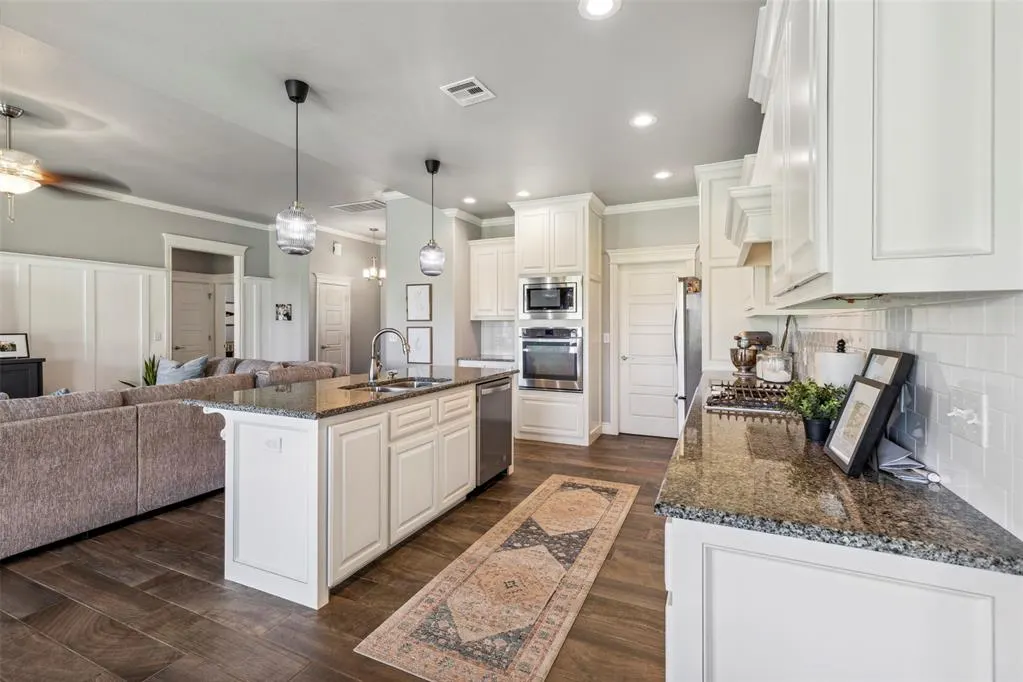 Photo 7 — 10667 N Kickapoo Avenue, Shawnee, OK 74804