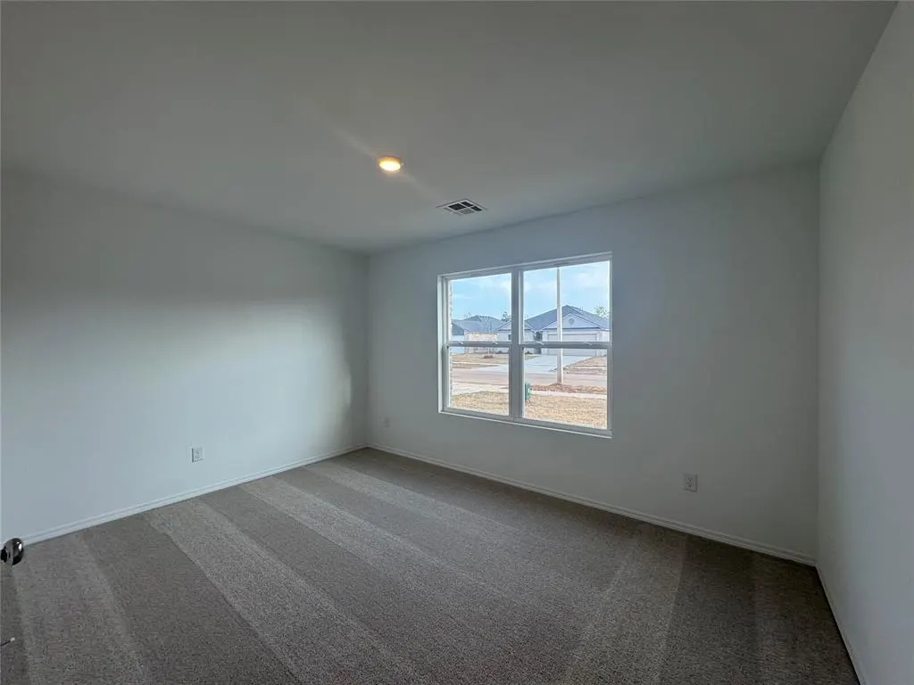 Photo 9 — 2018 Chandler Meadows Drive, Chandler, OK 74834