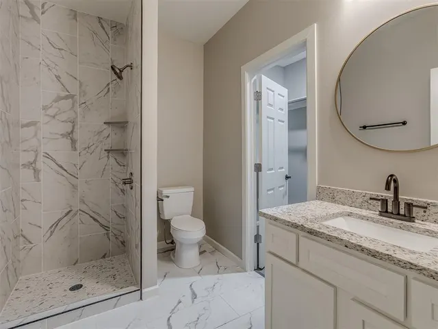Photo 6 — 1136 NW 99th Street, Oklahoma City, OK 73114