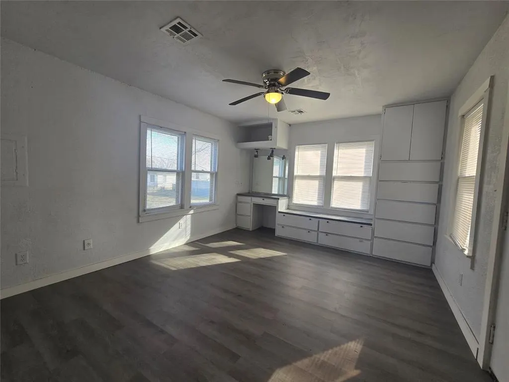 Photo 14 — 209 E Main Street, Tecumseh, OK 74873