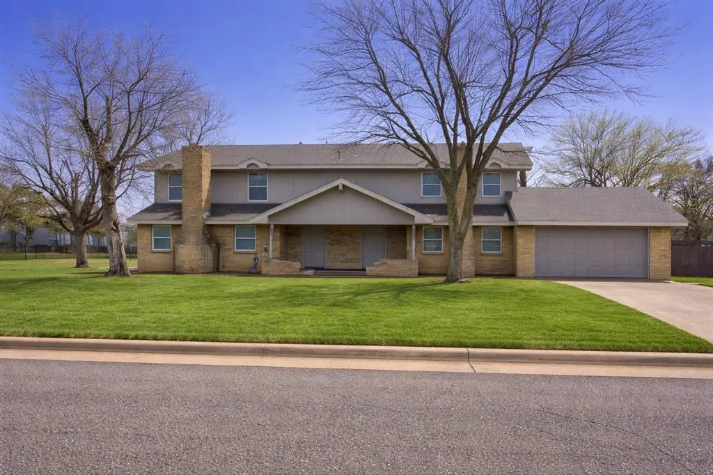 Front exterior — 6800 Lancer Lane, Oklahoma City, OK 73132