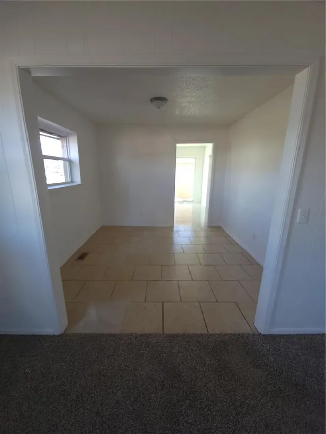 Photo 4 — 6800 Lancer Lane, Oklahoma City, OK 73132