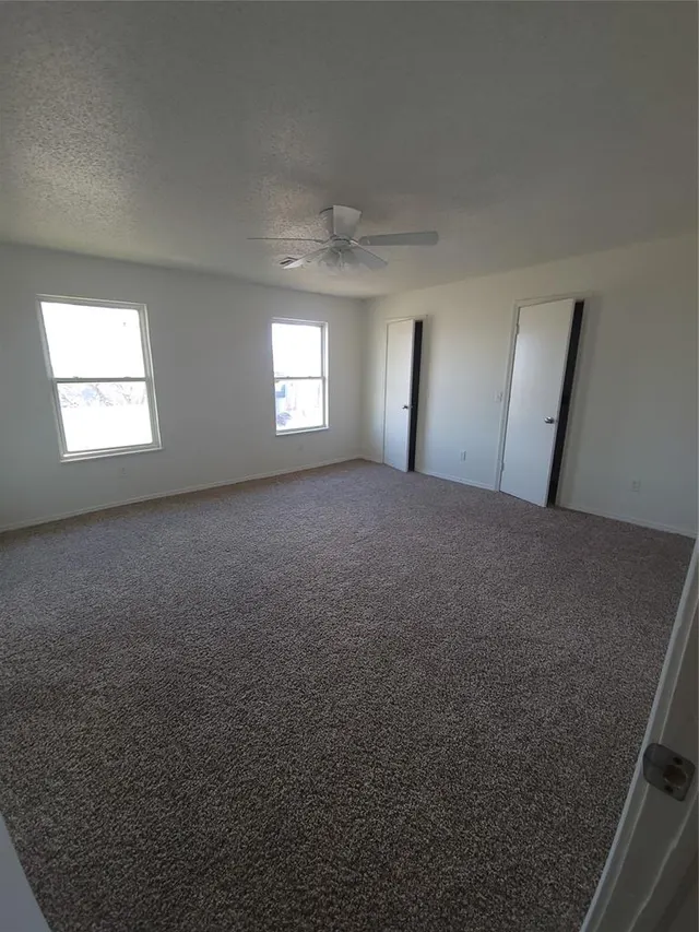 Photo 8 — 6800 Lancer Lane, Oklahoma City, OK 73132