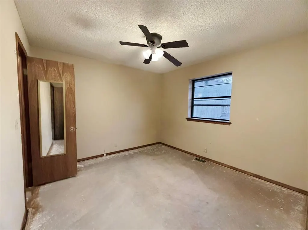 Photo 7 — 1913 Singingwood Avenue, Edmond, OK 73013