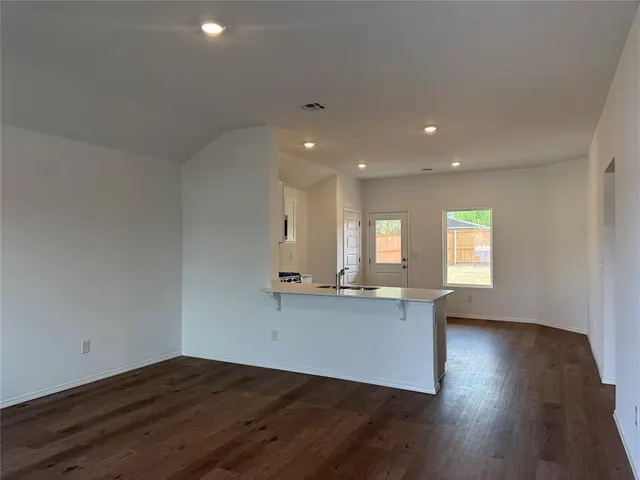 Photo 3 — 2017 Chandler Meadows Drive, Chandler, OK 74834
