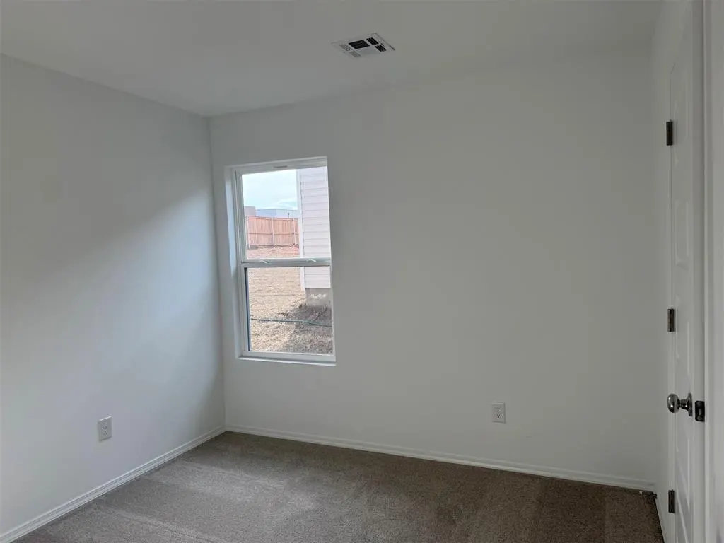 Photo 7 — 2017 Chandler Meadows Drive, Chandler, OK 74834