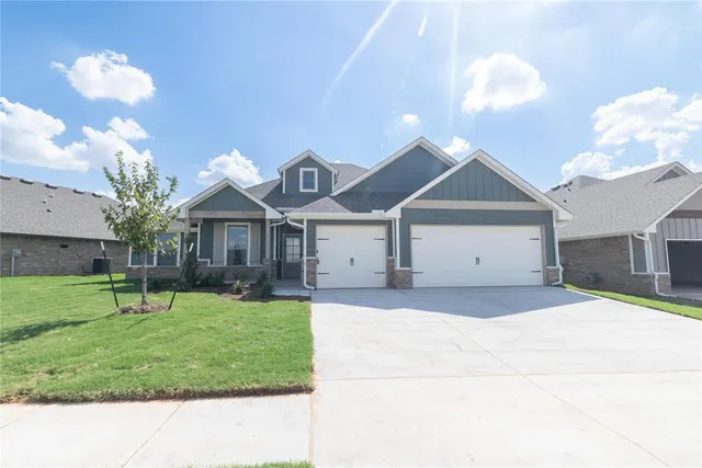 Photo 2 — 9232 NW 119th Street, Yukon, OK 73099