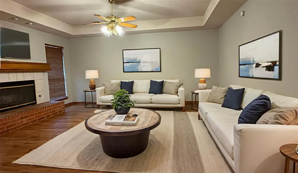 Photo 4 — 519 Sparrow Hawk Street, Edmond, OK 73003