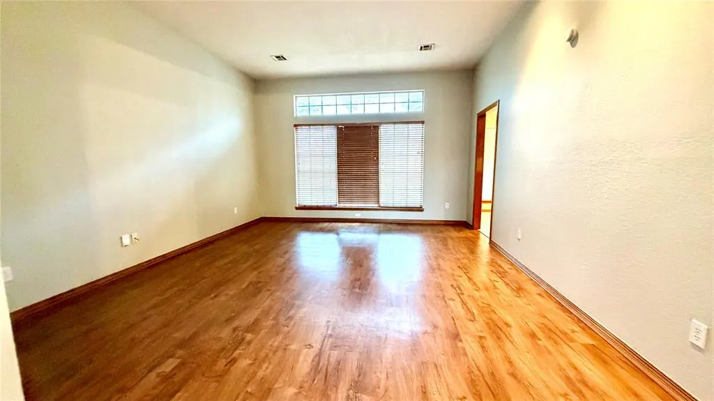 Photo 19 — 519 Sparrow Hawk Street, Edmond, OK 73003