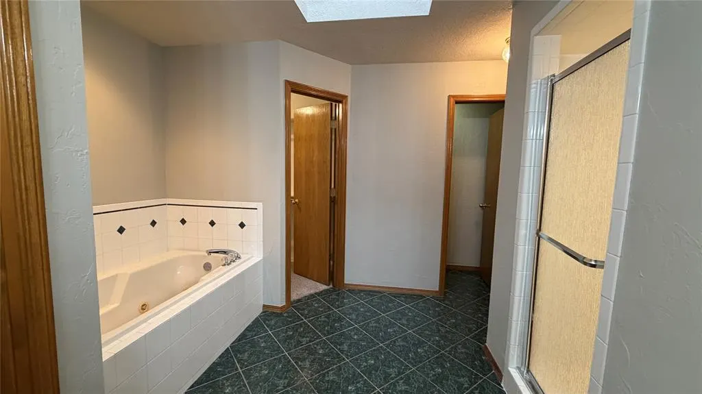 Photo 28 — 519 Sparrow Hawk Street, Edmond, OK 73003