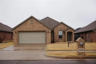 Sold home at 12017 Chisholm Village Drive