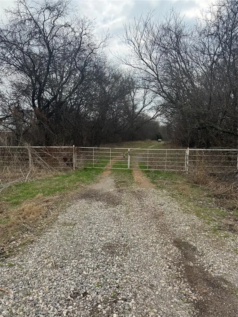 Photo 15 — 29594 S 160th Street, Wayne, OK 73095