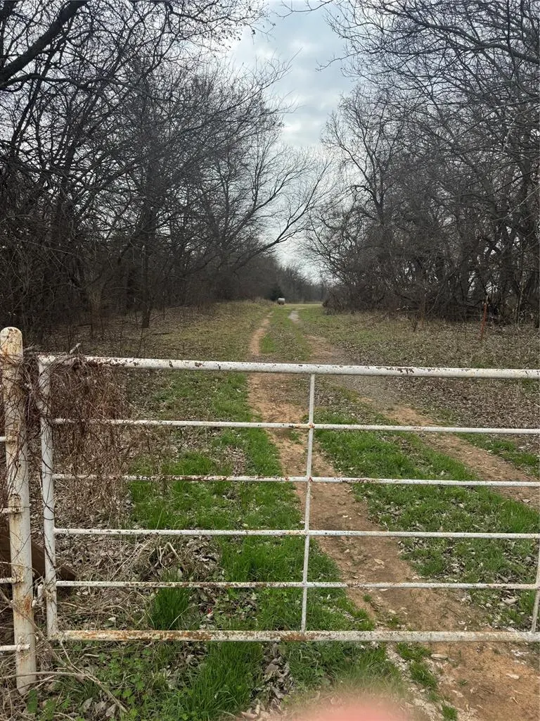 Photo 16 — 29594 S 160th Street, Wayne, OK 73095