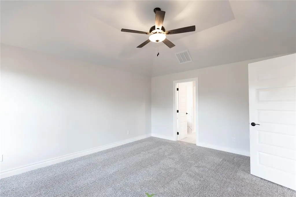Photo 10 — 9308 NW 119th Street, Yukon, OK 73099