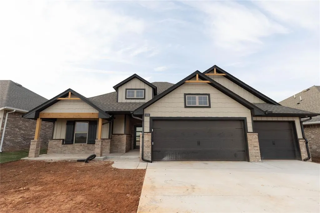 Photo 29 — 9308 NW 119th Street, Yukon, OK 73099