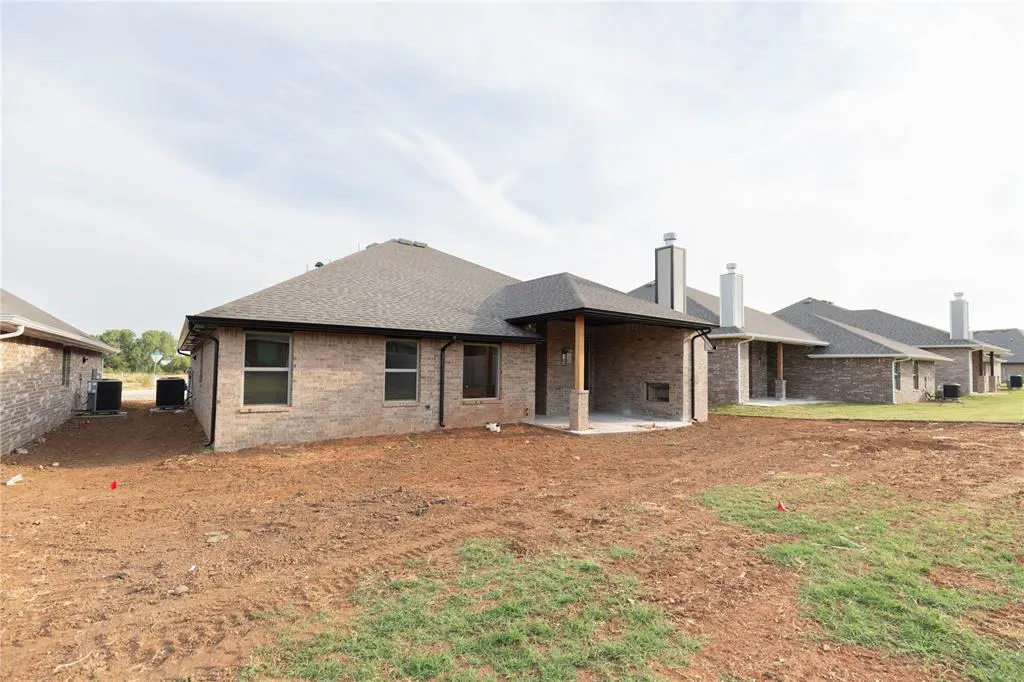 Photo 31 — 9308 NW 119th Street, Yukon, OK 73099