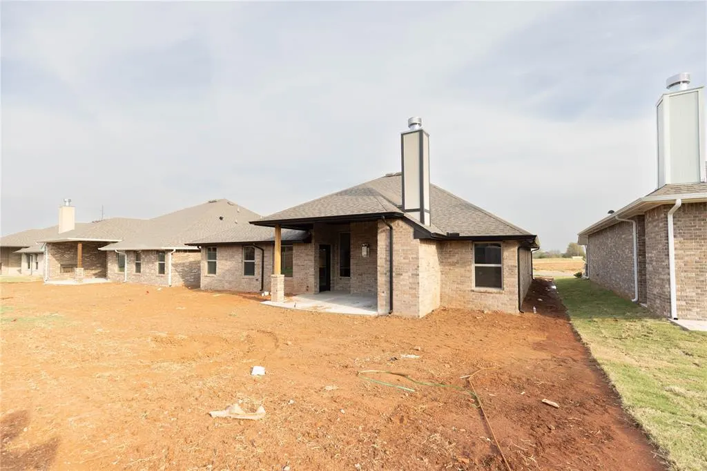 Photo 32 — 9308 NW 119th Street, Yukon, OK 73099