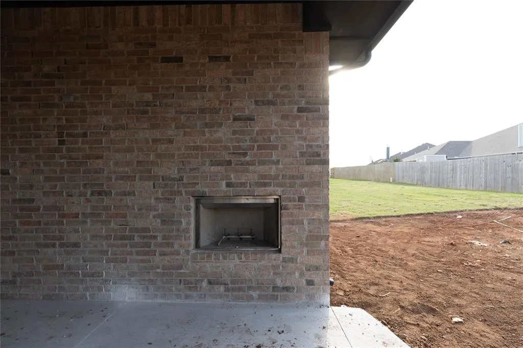 Photo 33 — 9308 NW 119th Street, Yukon, OK 73099