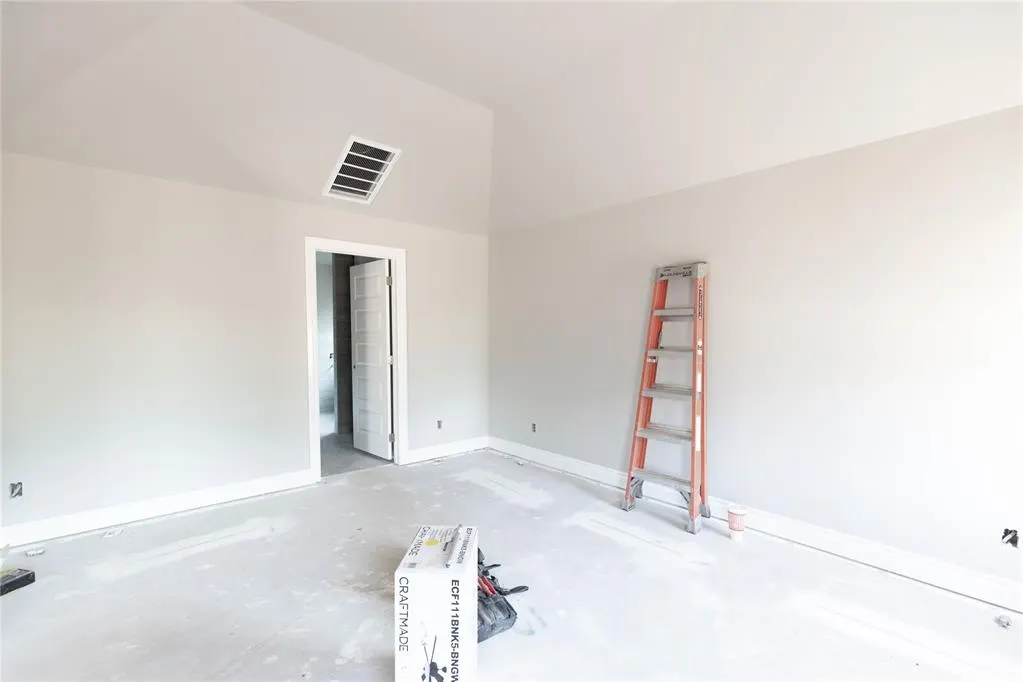 Photo 6 — 9312 NW 119th Street, Yukon, OK 73099