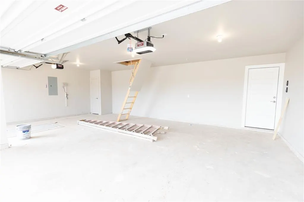 Photo 27 — 9312 NW 119th Street, Yukon, OK 73099
