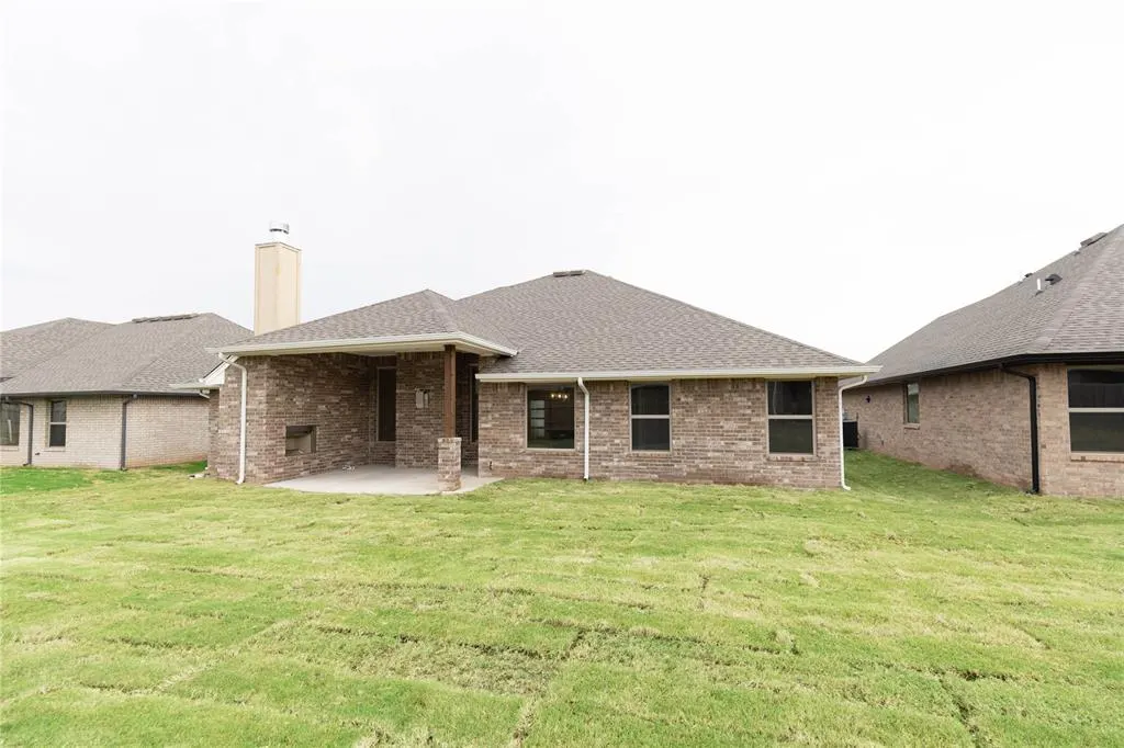 Photo 29 — 9312 NW 119th Street, Yukon, OK 73099