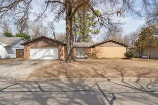 Sold home at 1315 Beverly Hills Street