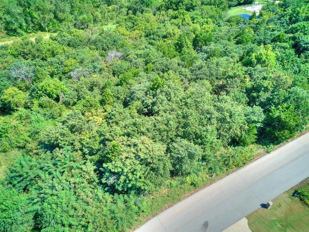 Photo 9 — 12400 Thelmas Way, Edmond, OK 73013