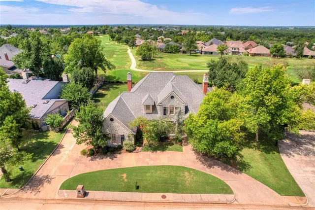 Front exterior — 5901 Oak Tree Road, Edmond, OK 73025