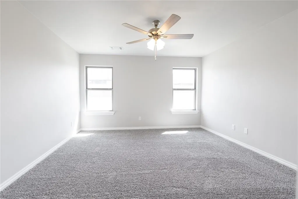 Photo 10 — 9208 NW 119th Street, Yukon, OK 73099
