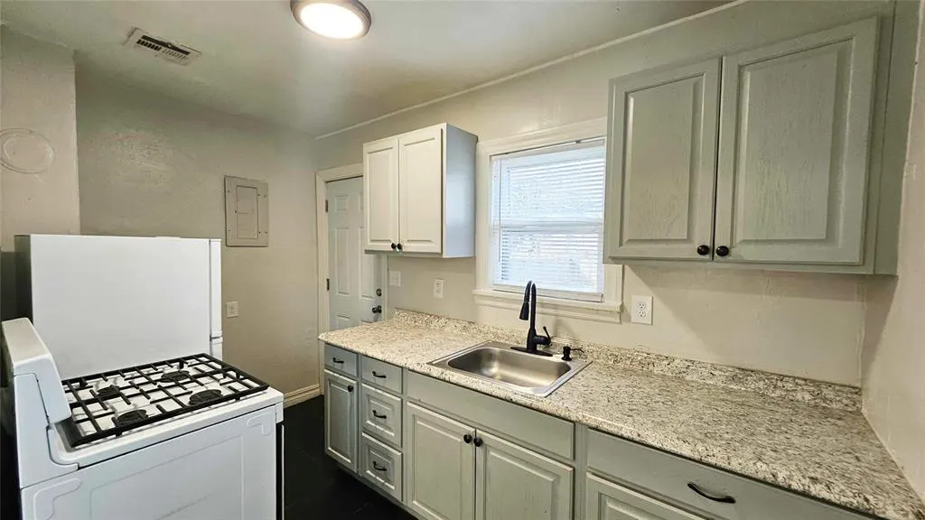 Photo 8 — 3817 Key Place, Oklahoma City, OK 73112
