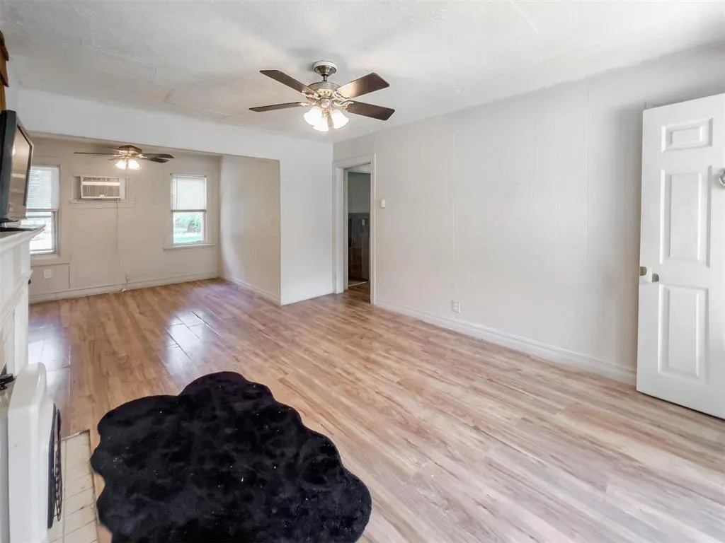 Photo 11 — 1931 SW 10th Street, Oklahoma City, OK 73108