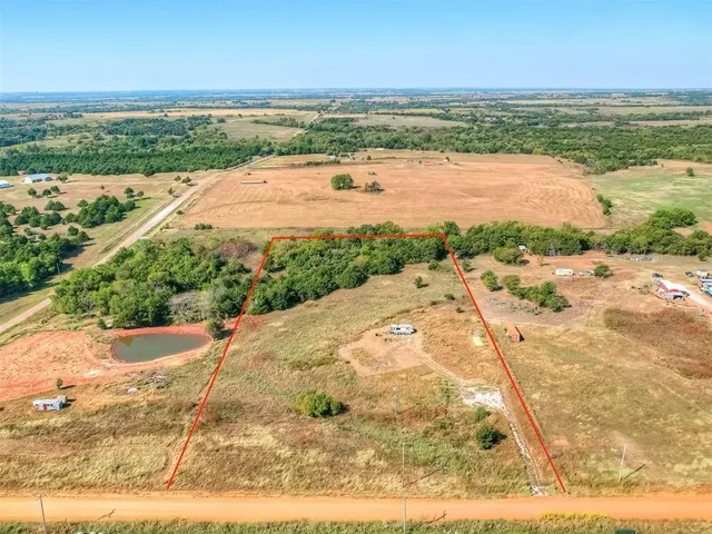 Photo 2 — 29875 County Road 150, Perry, OK 73077