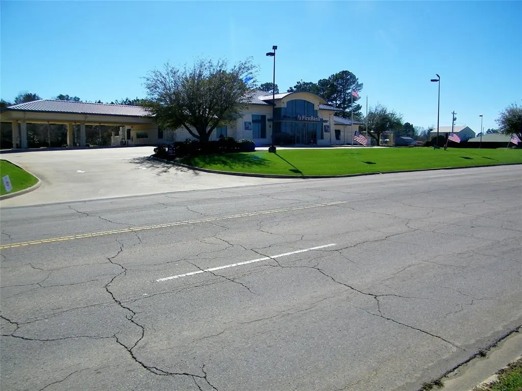 Photo 10 — E Washington Street Lot 2, Idabel, OK 74745