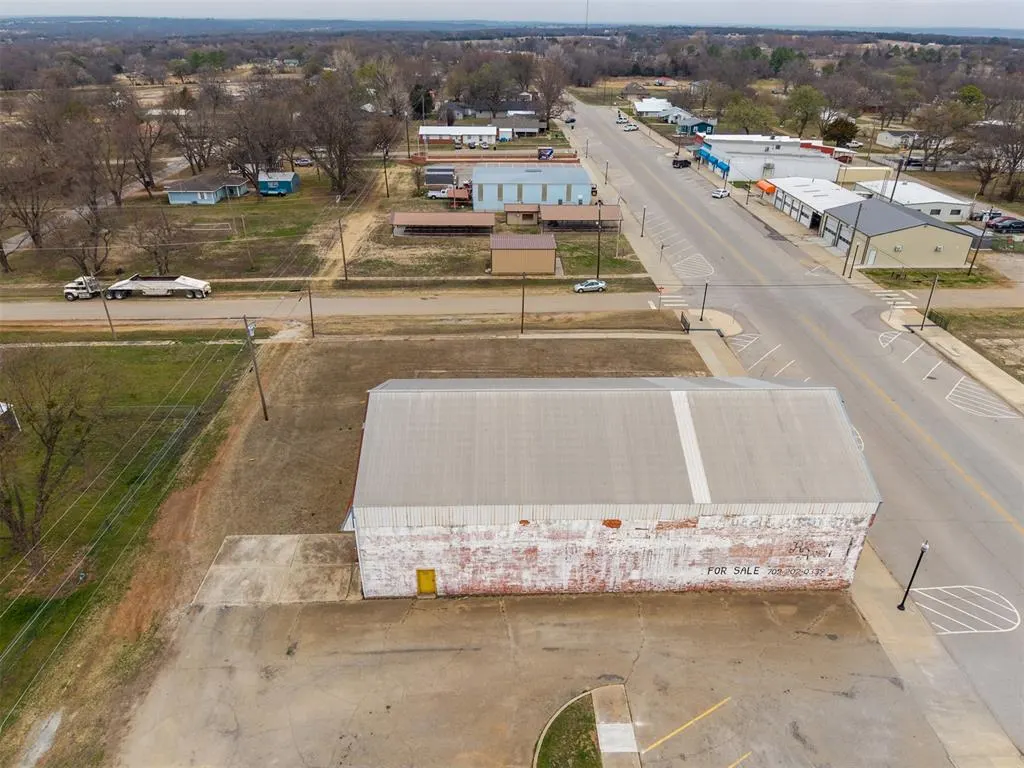 Photo 13 — 803 S Main Street, Paden, OK 74860