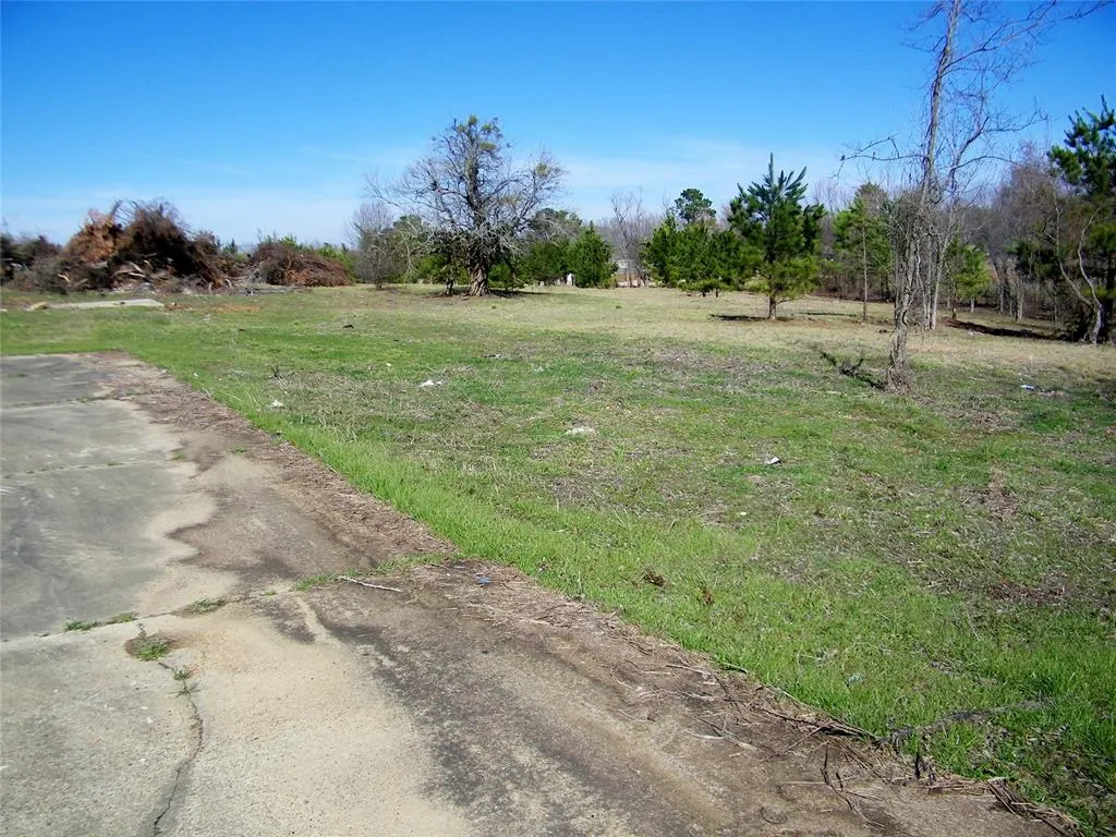 Front exterior — E Washington Street Lot 3, Idabel, OK 74745