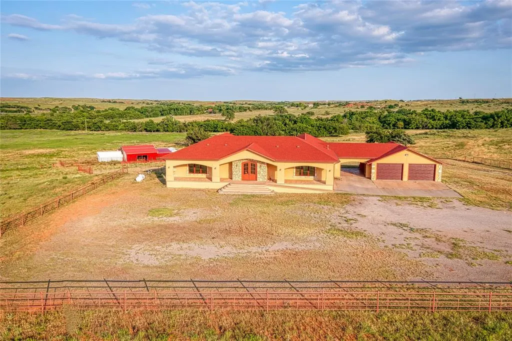 Photo 9 — 18602 E 980 Road, Cheyenne, OK 73628