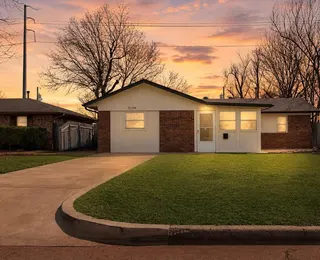Sold home at 2124 Marshall Drive