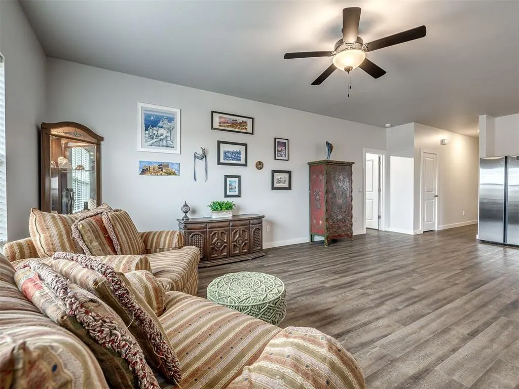 Photo 7 — 384 Evergreen Way, Guthrie, OK 73044