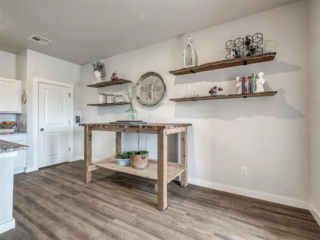 Photo 16 — 384 Evergreen Way, Guthrie, OK 73044