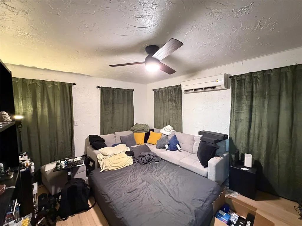 Photo 14 — 500 NW 33rd Street, Oklahoma City, OK 73118