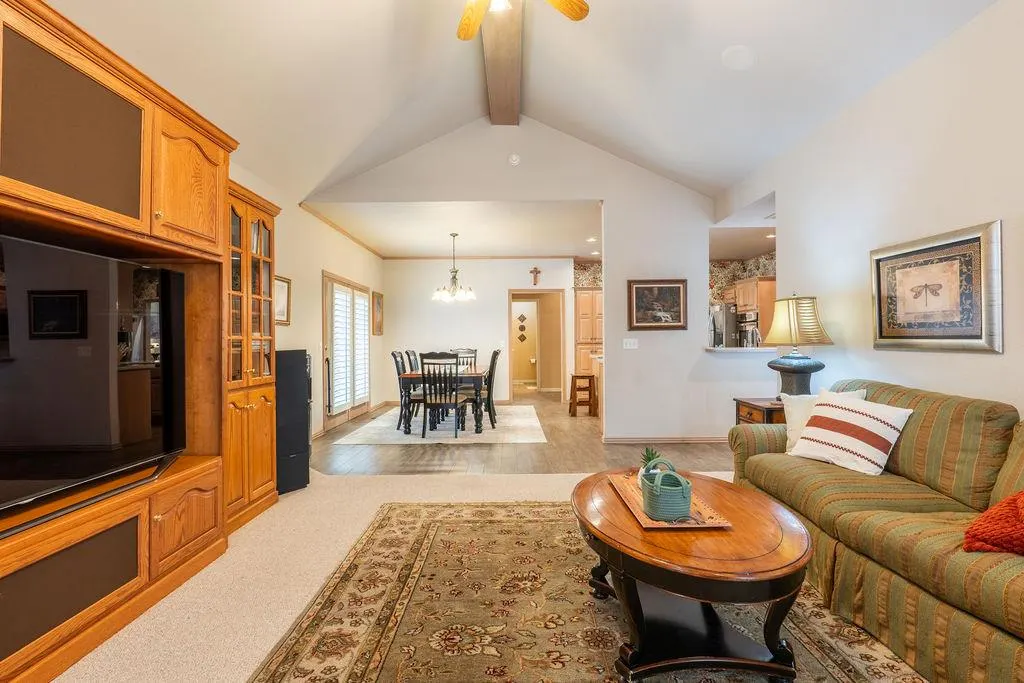 Photo 10 — 9 Castle Creek Place, Shawnee, OK 74804