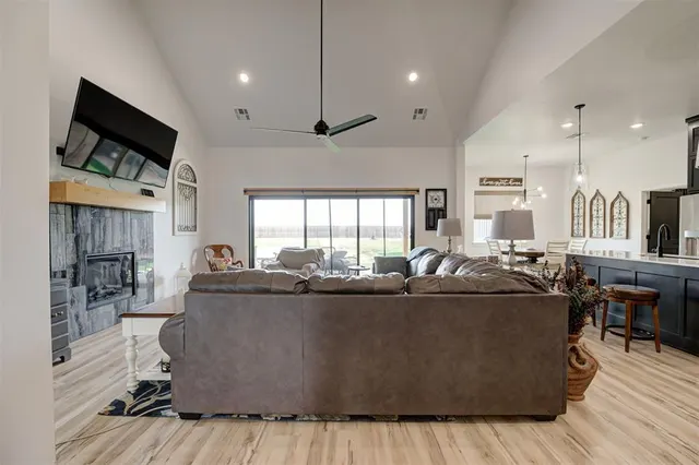 Photo 7 — 1196 Maverick Pass, Piedmont, OK 73078