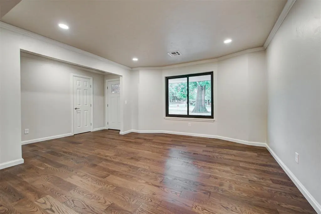 Photo 7 — 3100 N Divis Avenue, Bethany, OK 73008